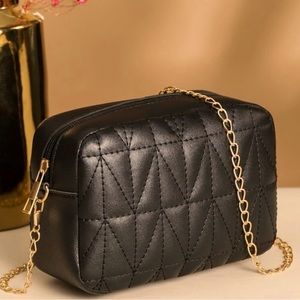 Elegant Quilted Gold Chain Crossbody NWT